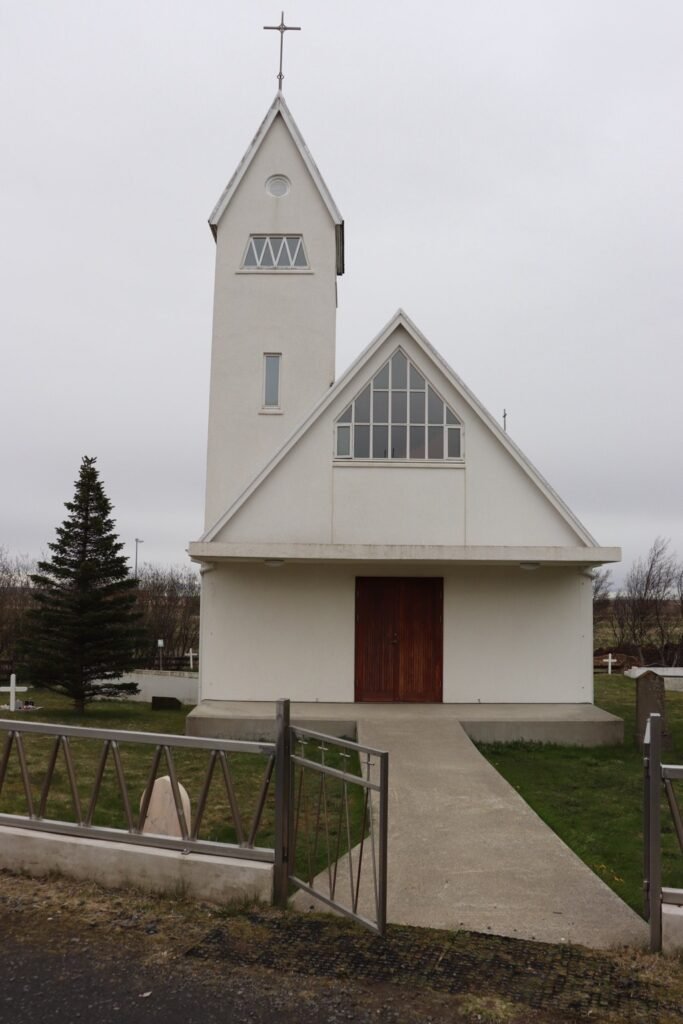 bobby fischer laugardaelir church iceland