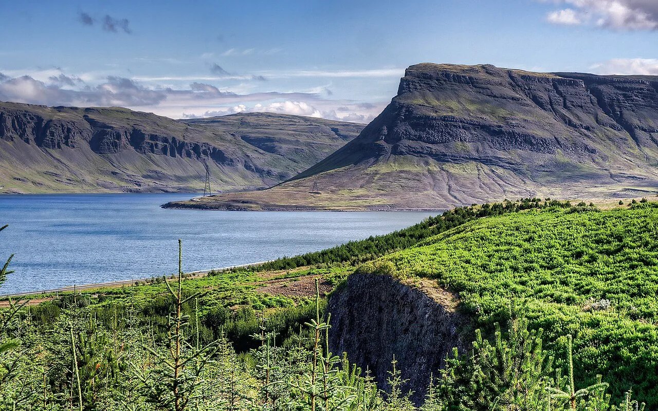 Where to See the Northern Lights Near Reykjavík Hvalfjörður fjord and surrounding mountains